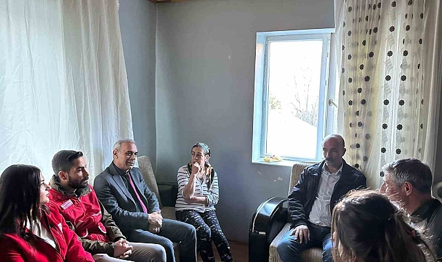 Engelli Ege&#039;ye tekerlekli sandalye sürprizi