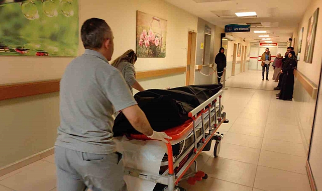 Fabrika bekçisi  bir anda fenalaşarak hayatını kaybetti