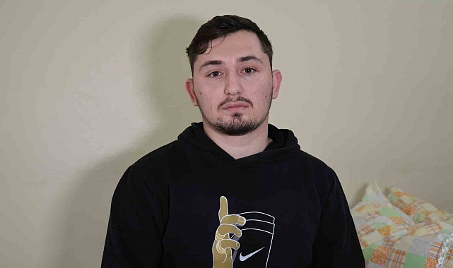 Felç kalan Mehmet, hayallerini gerçekleştirmek istiyor