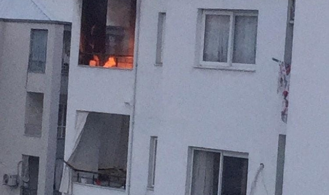 Hatay&#039;ın Dörtyol ilçesinde bir apartman dairesinde yangın çıktı