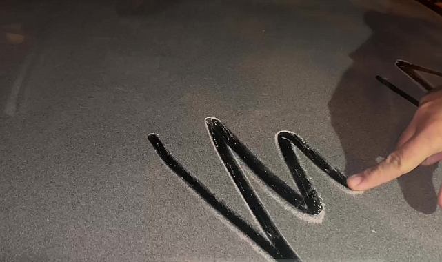 Hatay&#039;ın İskenderun ilçesinde taş ocağındaki patlamayla şehri toz bulutu kapladı