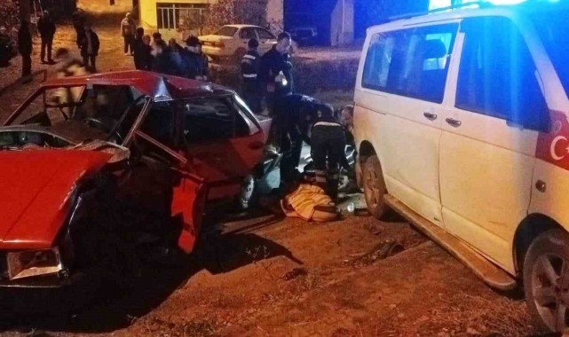 Hisarcık&#039;ta trafik kazası: 5 yaralı