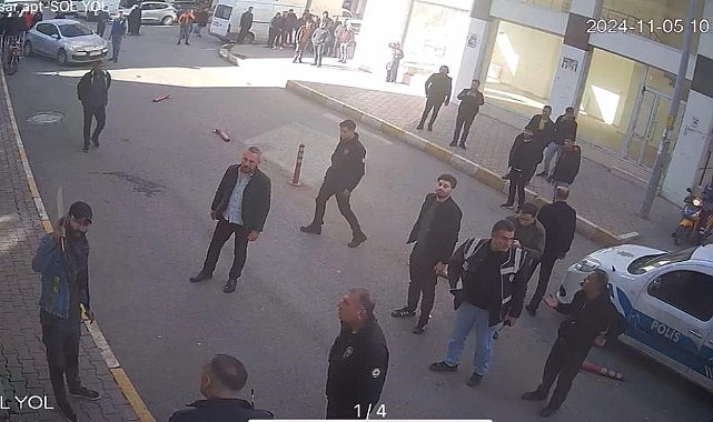 Iğdır’da AK Parti binasına satırla saldıran zanlı, Ruh ve Sinir Hastalıkları Hastanesine sevk edildi