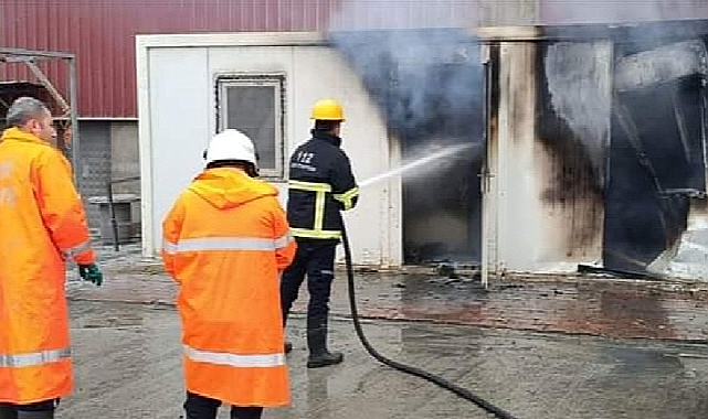 Iğdır&#039;da konteyner yangını büyümeden söndürüldü