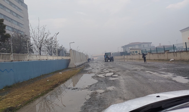 Iğdır&#039;da okul yolları yapılmayı bekliyor