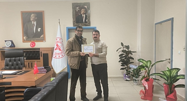 Iğdır Devlet Hastanesi doktoru Cebrail Ataş’a teşekkür belgesi