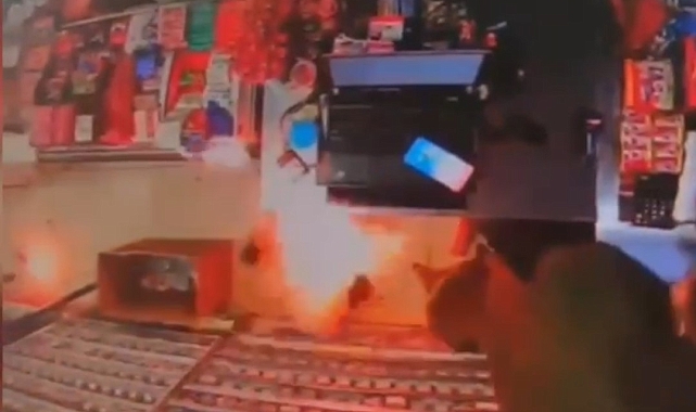 Isıtıcı bir anda alev aldı