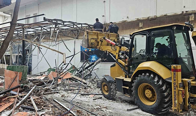 İstenmeyen yapının yıkımı başlandı