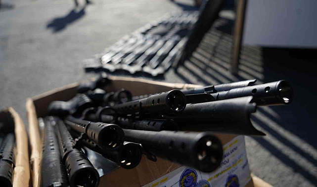 Kaçak silah operasyonunda 2 kişi gözaltına alındı