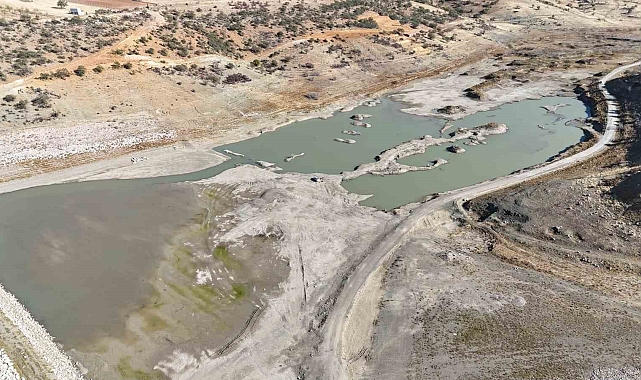 Karaman&#039;da baraj ve göletler kuruma noktasına geldi