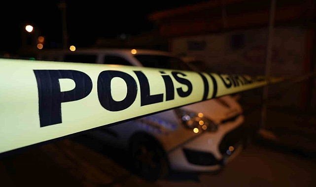 Karşılaştığı husumetlisini tabancayla vurdu