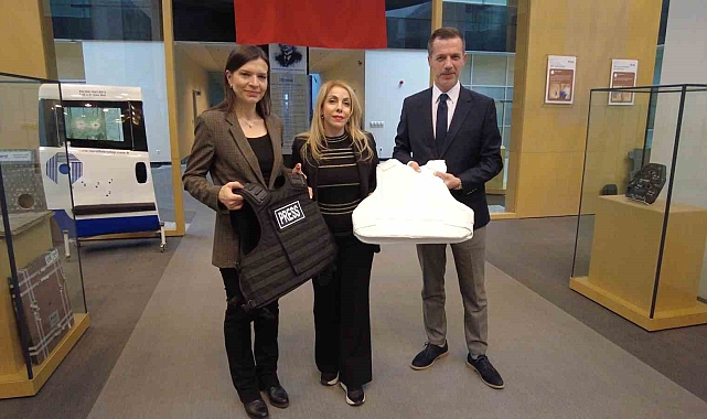 Muhabirlere balistik yelek desteği