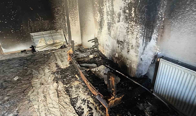 Muş&#039;ta bir evde henüz bilinmeyen bir sebeple yangın çıktı