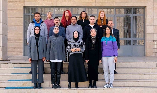 Öğretmenler Günü&#039;ne özel şarkı büyük beğeni topladı