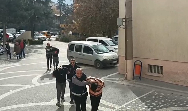 Polisten kaçan 3 sahsın üzerinde yapılan aramada uyuşturucu çıktı