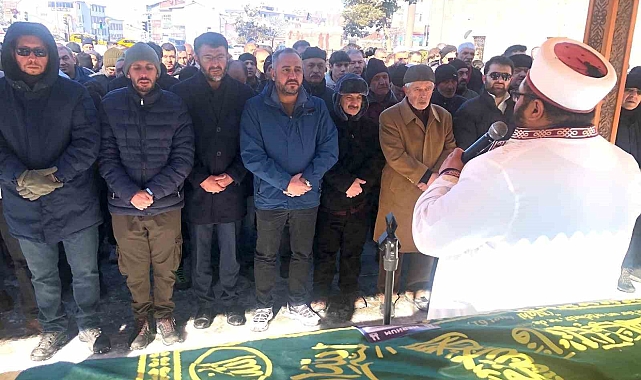 Sevilen iş adamı Hüseyin Korukcu dualarla uğurlandı