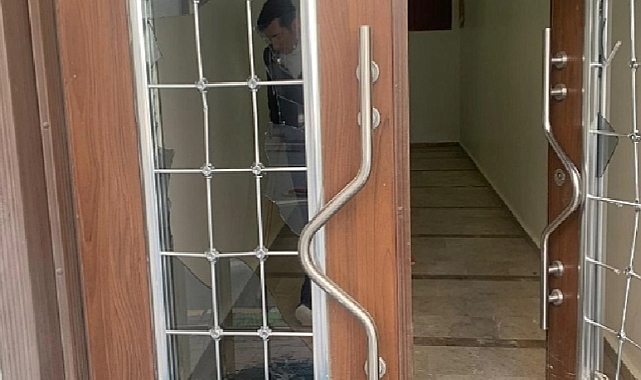 Son dakika… AK Parti Iğdır İl Binasına saldırı girişimi!