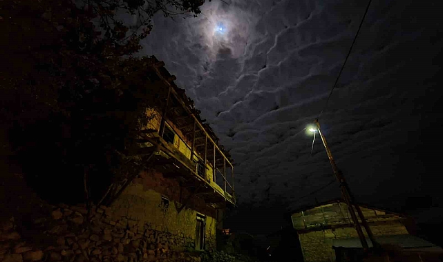 Stratokümülüs bulutları görsel şölen oluşturdu