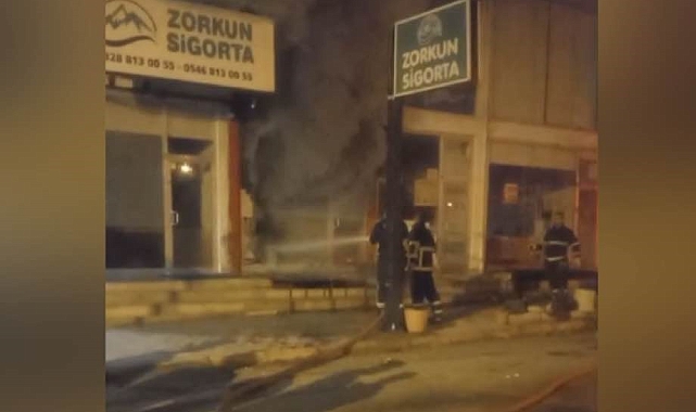 Tamir dükkanında çıkan yangın paniğe neden oldu