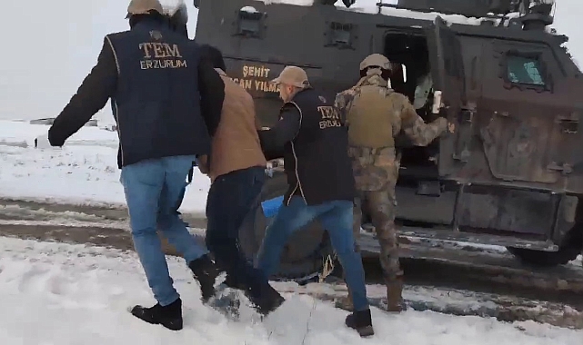 &quot;Terör örgütü propagandası yapmak&quot; suçundan 2 kişiye operasyon