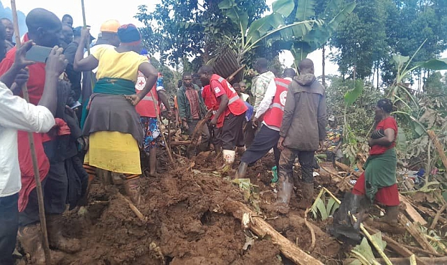 Uganda&#039;da meydana gelen toprak kaymasında 15 kişi öldü, 113 kayıp