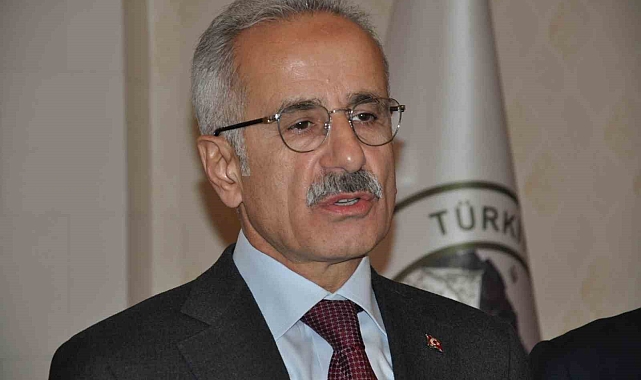 Ulaştırma ve Altyapı Bakanı, Kars İl Koordinasyon Toplantısı&#039;na katıldı