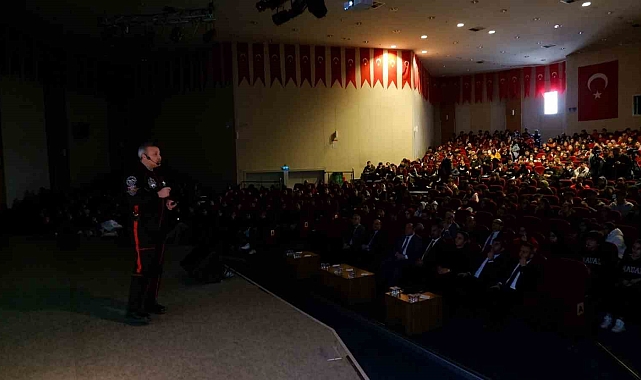 &quot;Uzaya yolculuğumuz bir hikayenin başlangıç noktasıydı, bir yere varış hikayesi değil&quot;