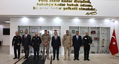 Vali Turan, İl Emniyet Müdürlüğünü ziyaret etti