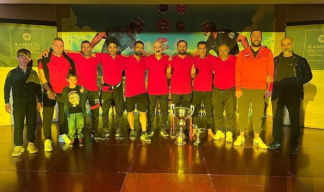 Van, &#039;Cumhuriyet Kupası Masterler Turnuvası&#039;nın şampiyonu oldu