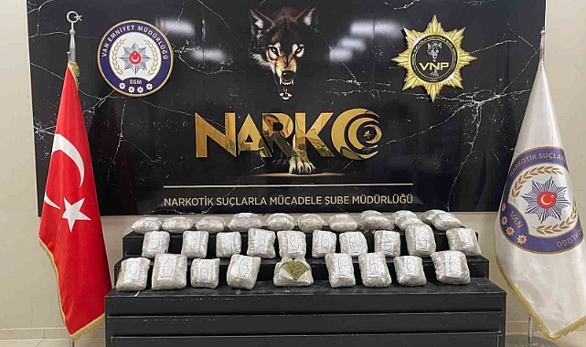 Van&#039;da metruk binada 12 kilo 900 gram esrar ele geçirildi