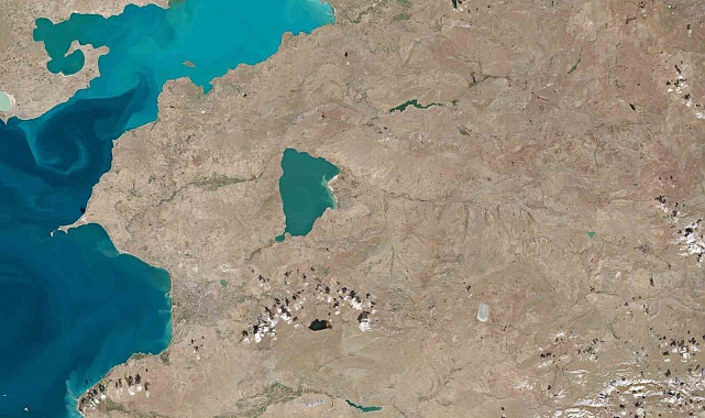 Van Gölü&#039;ndeki güçlü akıntılar Avrupa Uzay Ajansı tarafından görüntüledi