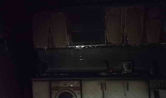 Van&#039;da ev yangını