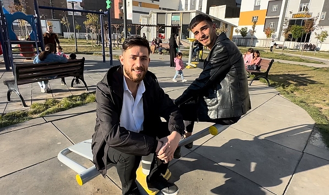 Vatandaşlar yazdan kalma günlerin keyfini sürüyor