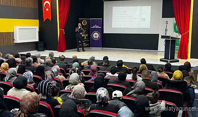 Vatandaşlara siber güvenlik eğitimi verildi