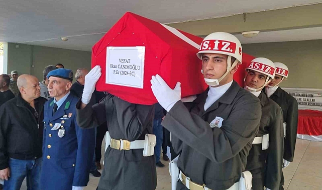 Vatani görevini yerine getirdiği esnada vefat eden asker son yolculuğuna uğurlandı