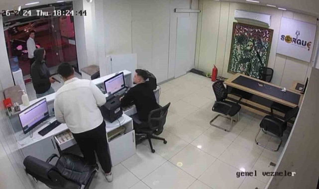 Adana&#039;da Döviz Bürosunu Soyan Şüpheli Tutuklandı: &quot;Borçlarım Yüzünden Yaptım&quot; İddiası