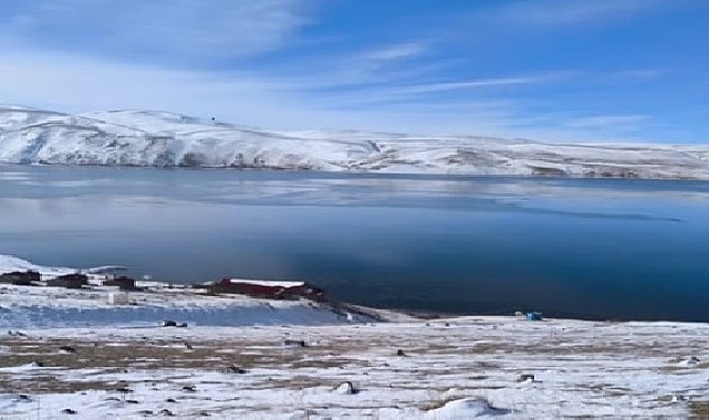 Ağrı Dağı&#039;nın Eteğinde Donmuş Bir Tablo: Balıkgöl&#039;ün Muhteşem Kış Manzarası