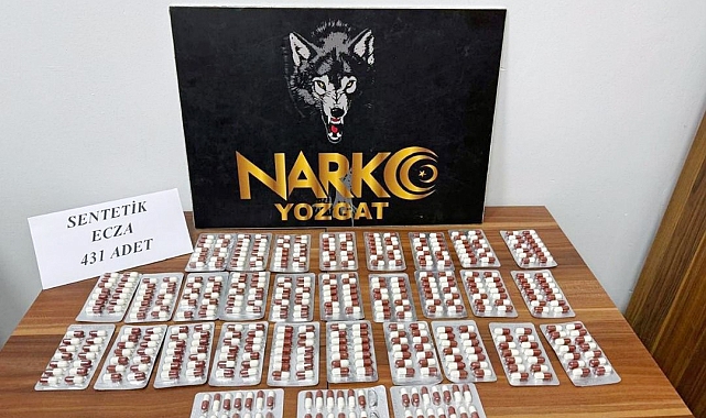 Araç tamponuna zulalanmış uyuşturucu ele geçirildi