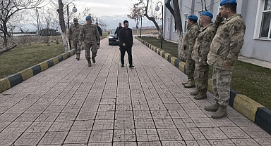 Aralık Kaymakamı Aydın’dan Suveren Komando Taburuna ziyaret