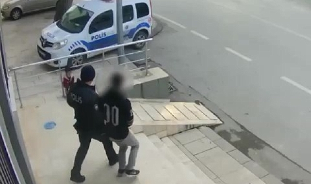 Bir gecede 2 motosiklet çalan şüpheli polisten kaçamadı