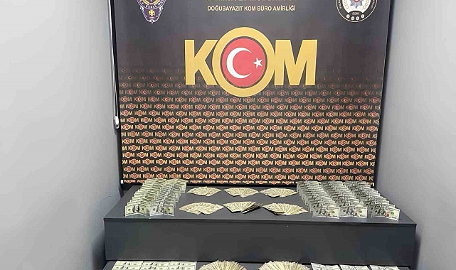 Doğubayazıt&#039;ta Sahte Dolar Operasyonu: 18 Bin 700 Dolar Ele Geçirildi!