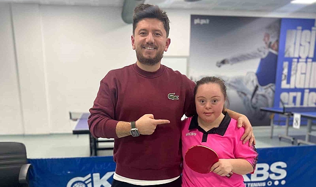 Down sendromlu sporcu Zeynep, masa tenisinde Türkiye 4&#039;üncüsü oldu