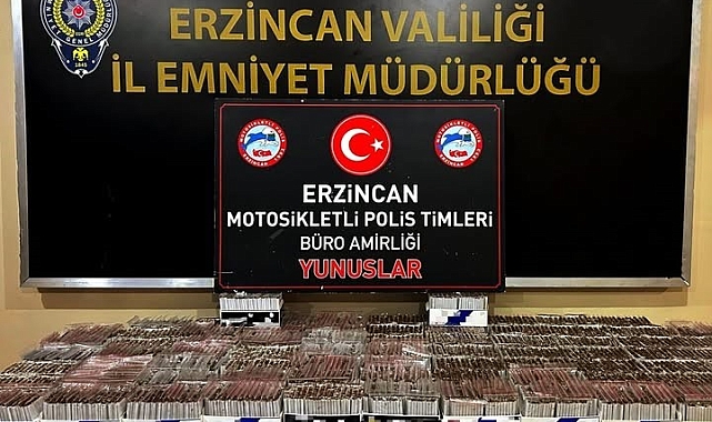 Durdurulan şüpheli araçta 23 bin 700 adet makaron ele geçirildi