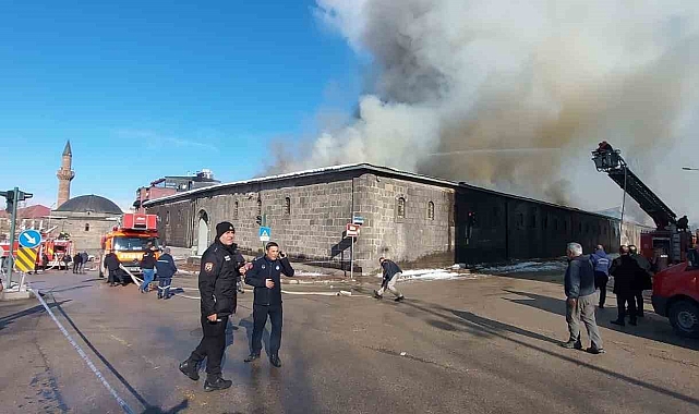 Erzurum&#039;un Tarihi Taş Ambarları&#039;nda Meydana Gelen Yangın Kontrol Altına Alındı