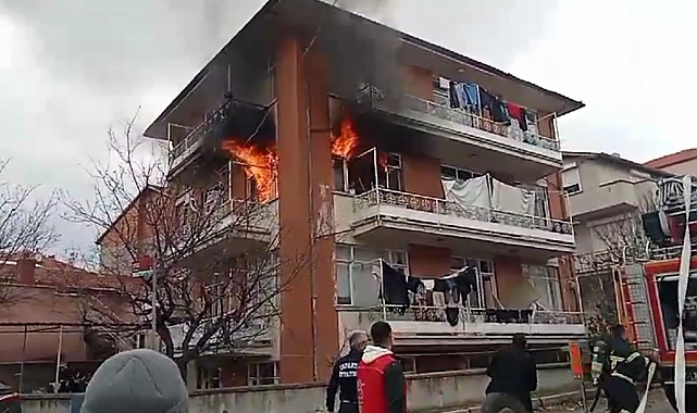 Eşine kızdı çocuğunun da içerisinde bulunduğu evi ateşe verdi