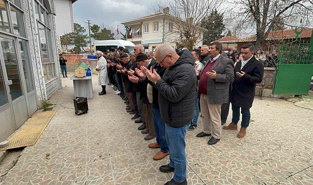 Eski eşi tarafından öldürülen kadın, son yolculuğuna uğurlandı