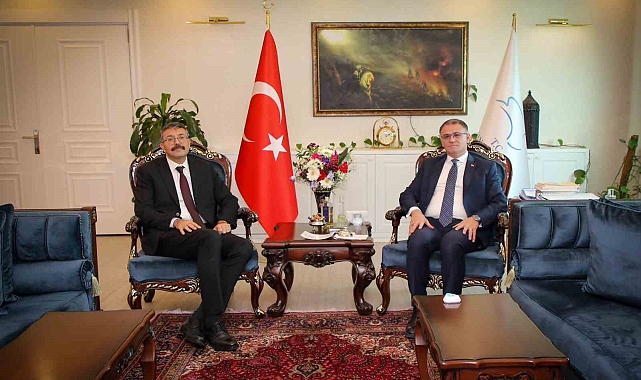 Hakkari ve Van Valileri, Bölgesel İş Birliği İçin Bir Araya Geldi