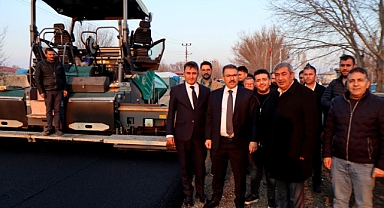 Iğdır'da Asfalt Devrimi: Valilik, İlçe ve Beldelerin Yollarını Yeniliyor!