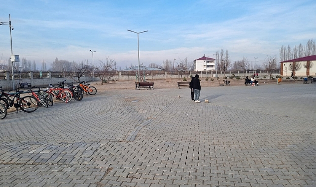 Iğdır&#039;da Bisikletli Öğrenciler Geleceğe Pedal Çeviriyor