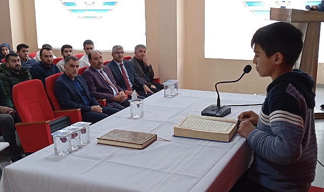 Iğdır&#039;da Gençler Kur&#039;an-ı Kerim ile Buluştu